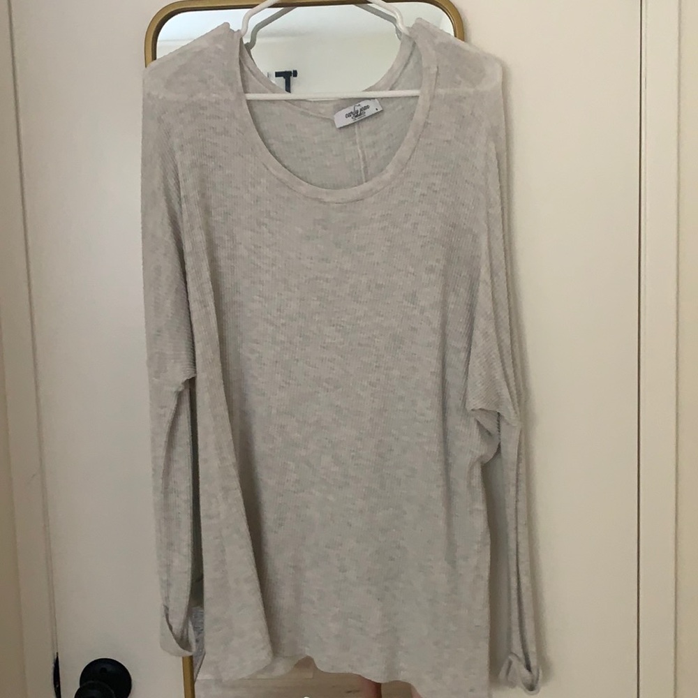 Carly Jean Evelyn top